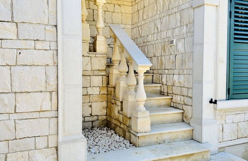 Donnalucata Villa | Private Villa with hot tub, WIFI, private pool, A/C, TV, patio, pets allowed, panoramic view