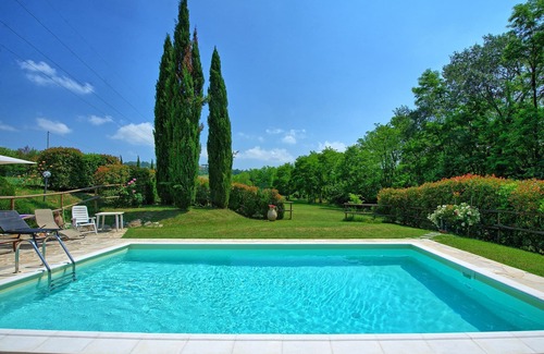 Certaldo Villa | Private Villa with private pool, WIFI, A/C, TV, patio, panoramic view, close to San Gimignano