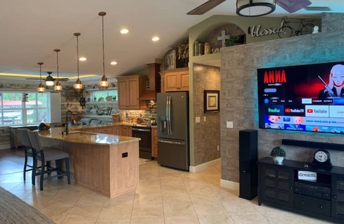 Port Charlotte House | Private waterfront 3 bdrm home with heated salt water pool. Stunning!