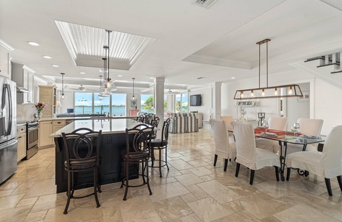 Sarasota House | Private Waterfront Home 3Bedr/2Bath