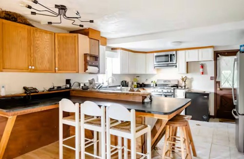 Ocracoke Bed & Breakfast | Privateroom in my home, a budding little Permaculture ranch kitesurfing&Sailing2
