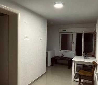 Ranilug Apartment | Privatni smestaj - Grujic
