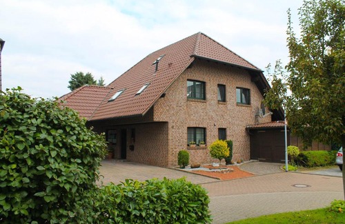 Luttingen House | Privatzimmer Lüttingen mit Fahrradgarage