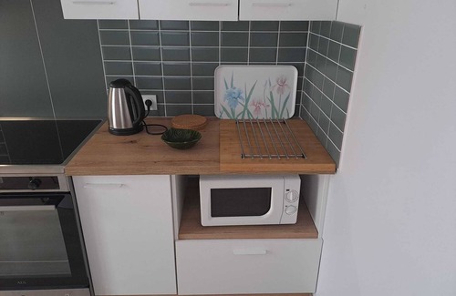La Remigeasse Apartment | Privileged, calm, bright site 800 m from the beaches of Remigeasse and Perroche