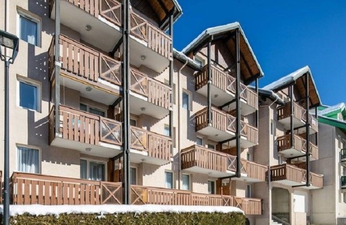 Villard-de-Lans Apartment | Proche du Centre ! Accès Piscine + Local à Skis