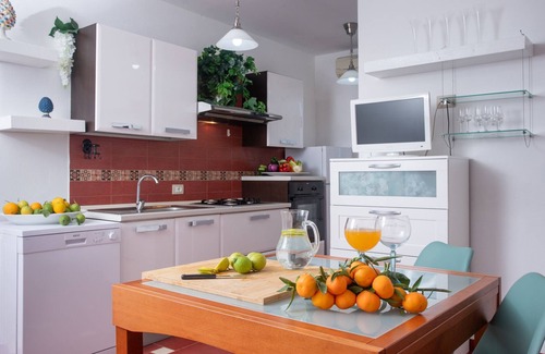 Ispica Villa | Profumo di Zagara 6+2, Emma Villas