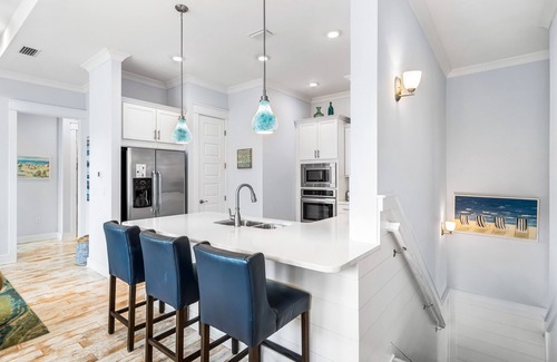 Panama City Beach House | PROMINENCE 30A NEW 6-SEATER GOLF CART END LOCATION/NEAR POOL