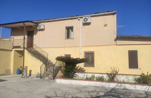 Paestum House | PROMOTION - renovated detached air-conditioned vacation home at km 1.5