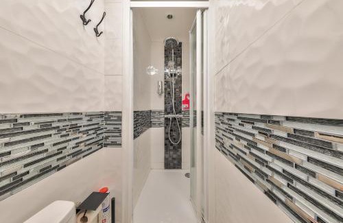 Deuil-la-Barre Apartment | Promotion du Jour - Studio Le Rosier -