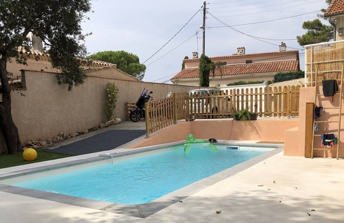 Les Baumettes House | PROMOTION House with swimming pool at the gates of the creeks