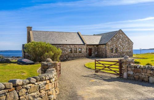 Gannoughs House | Property 464 - Claddaghduff