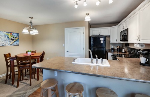 Frisco Condo | Prospect Point Restful Condo: Great Frisco Location Near Lake, Trails