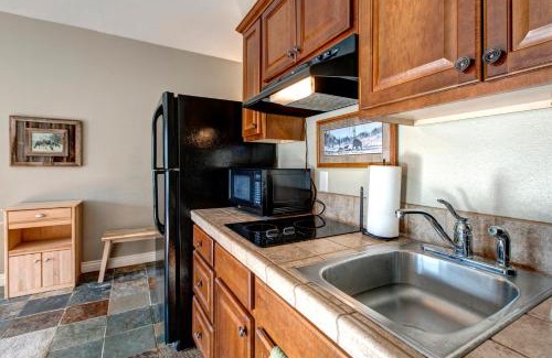 North Park City Apartment | Prospector Lodge 612 by Moose Management