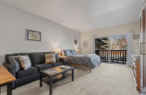 North Park City Apartment | Prospector Lodge 805 by Moose Management