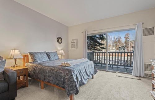 North Park City Apartment | Prospector Lodge 805 by Moose Management