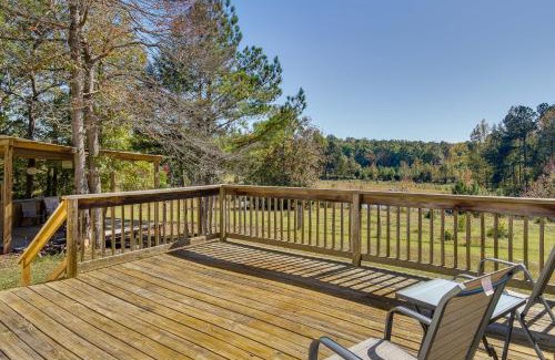 Hollands Landing House | Prosperity Vacation Rental about 1 Mi to Lake Murray!