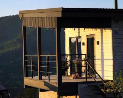Slavske House | Provance House