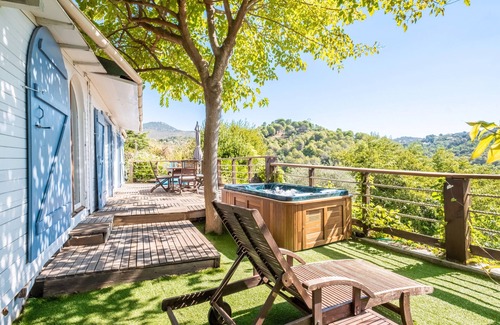 Saint-Roman House | Provençal Cottage with 3 Bedrooms, Private Pool and Spa, Very Quiet and Natural