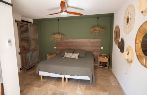Frejus Other | Provencal farmhouse with spa, sauna and swimming pool, surrounded by nature and close to the beach