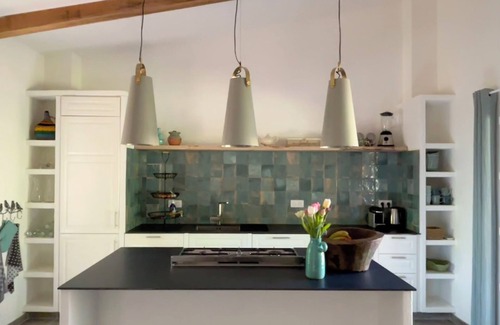 Draguignan House | Provencal vacation home with great outdoor living space!