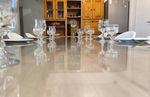 Cabasse Villa | Provençal villa in pinewoods with fireplace, pets welcome