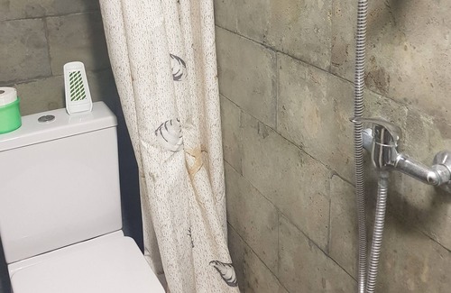 Duivendrecht Apartment | Provide working contract and housing contract and id 6m2 studio with 1m2 bath
