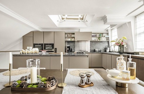 South Kensington Apartment | £8m Chelsea Penthouse - Huge Terrace | Ultra Lux