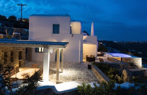 Psarou Villa | Psarou summer villa I in Agios Lazaros area