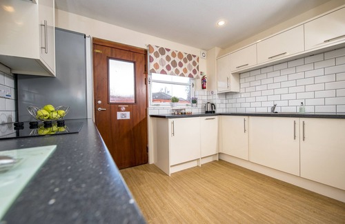 Aviemore House | Ptarmigan Cottage in Silverglades ,set beneath the majestic Cairngorm Mountains in the Cairngorms Na