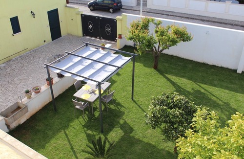Corsano House | Puce cottage near SM of LEUCA with lawn sunbathing area