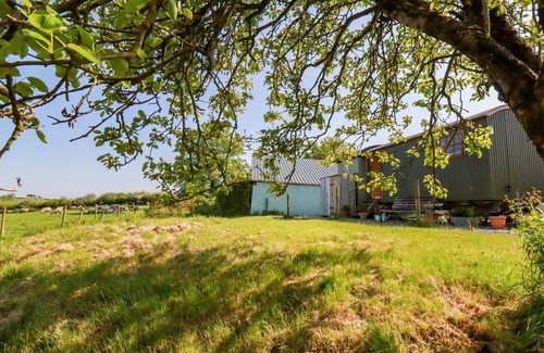 Brazzacott Cottage | Puddle Duck Shepherds Hut