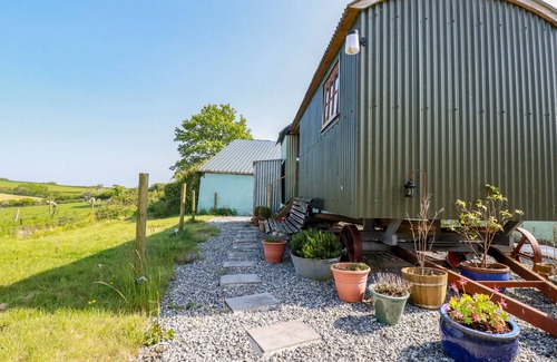 Brazzacott Cottage | Puddle Duck Shepherds Hut