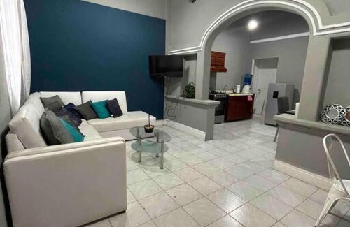 Tampico Apartment | Puerta Azul