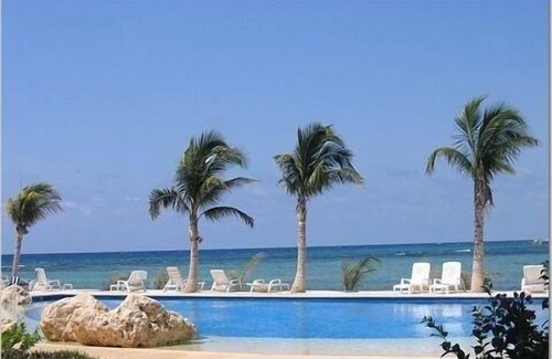Chunhuhub Condo | Puerto Aventuras, Chac Hal Al, quiet, luxury, marina, steps from private beach