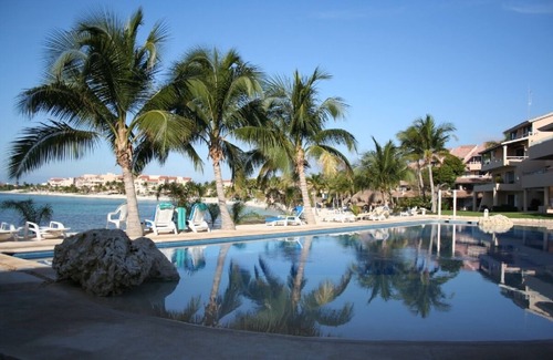 Chunhuhub Condo | Puerto Aventuras, Chac Hal Al, quiet, luxury, marina, steps from private beach