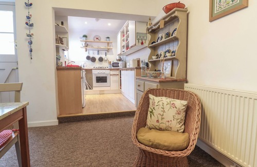 Sidmouth Cottage | PUFFINS, family friendly, country holiday cottage in Sidmouth