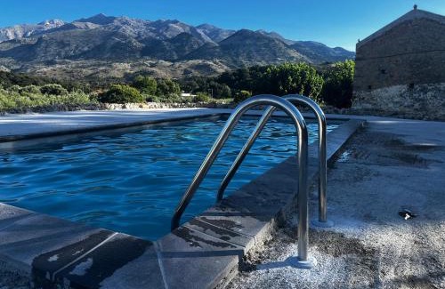 Kamboi Apartment | Pulchra Campis,Private Pool,Wifi,Parking