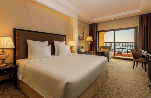 Ras Al Khaimah Hotel | Pullman Resort Al Marjan Island