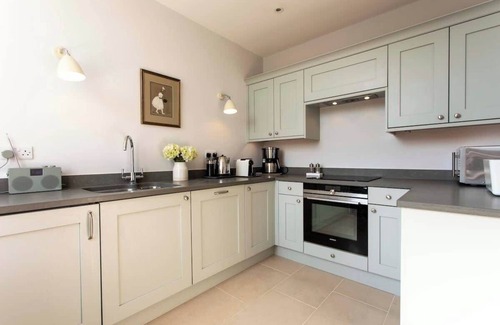 Bath Apartment | Pulteney View - on the famous Great Pulteney Street