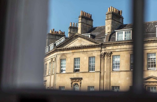 Bath Apartment | Pulteney View - on the famous Great Pulteney Street