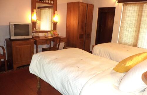 Aryad South Resort | Punnamada Resort