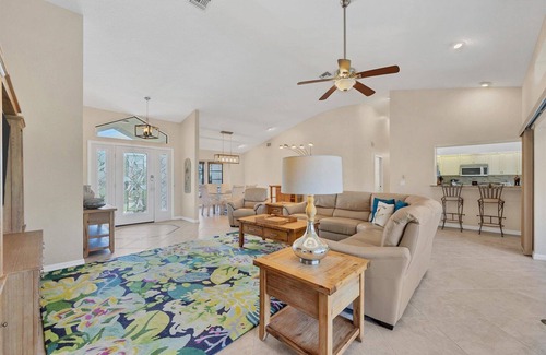 Punta Gorda House | Punta Gorda Isles 3 Bedroom Private Pool+Spa Home on Canal