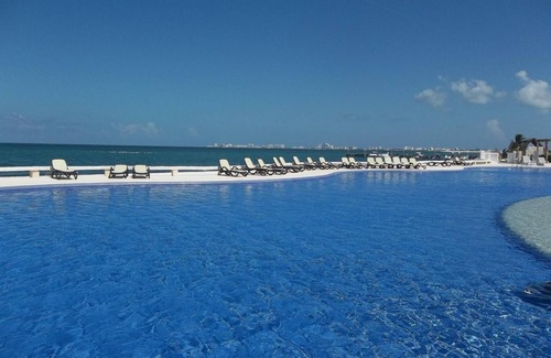 Puerto Juarez Apartment | Punta me Luxury Apartment beach front & ocean view
