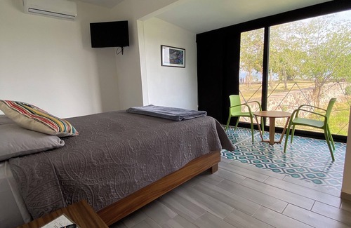Riberas del Pilar Hotel | Punta Mirasol