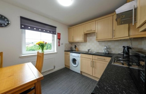 Dunfermline Apartment | Pure Apartments 2 Bed Duloch - Dunfermlinen