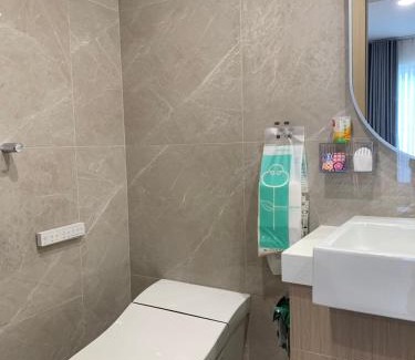 District 9 Apartment | Quân's Homestay
