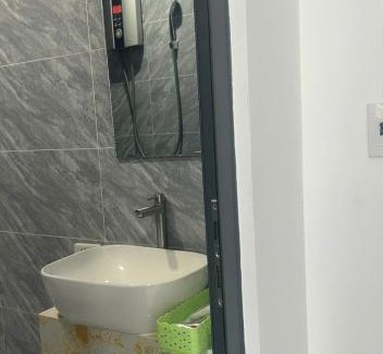Tan Binh Hotel | Quốc Minh Trung Hotel