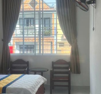 Tan Binh Hotel | Quốc Minh Trung Hotel