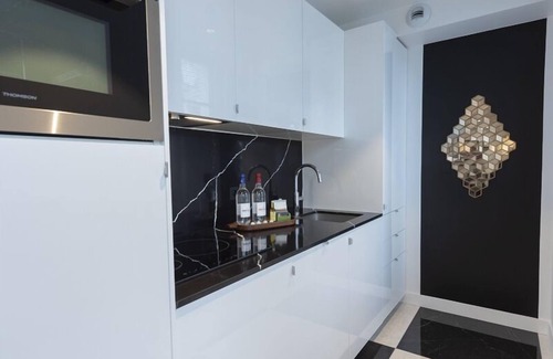 Faubourg-du-Roule Apartment | Quadrille, 4 stars, luxurious apartment close to the Champs-Elysées