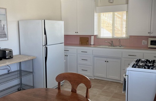 Pismo Heights House | Quaint 2 bedroom with partial ocean views
